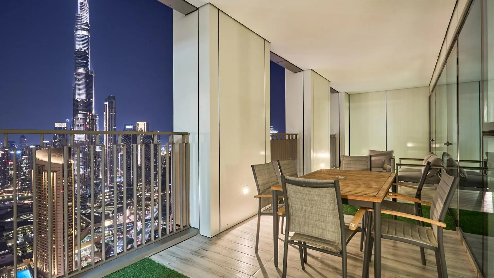 Luxury 4 Bedroom High-Floor Apartment, Spectacular Burj Khalifa & Fountain Views, Steps Away From Dubai Mall - Downtown Dubai By Stayfinity 0*,  Spojené arabské emiráty