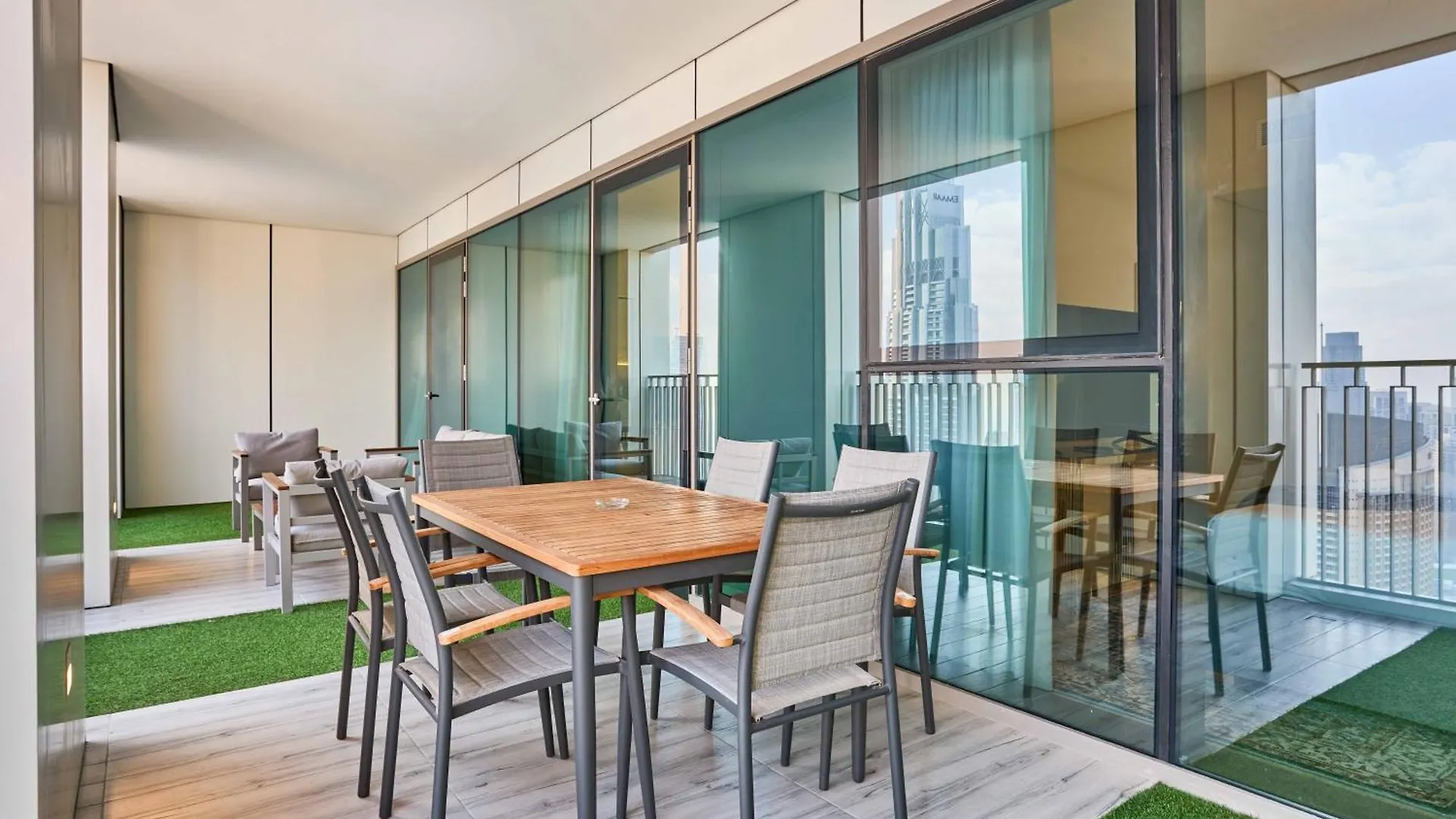 Apartmán Luxury 4 Bedroom High-Floor Apartment, Spectacular Burj Khalifa & Fountain Views, Steps Away From Dubai Mall - Downtown Dubai By Stayfinity